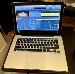 MacBook Pro NEW BATTERY Photoshop logic, Final Cut, Microsoft Office, fruity loops and more