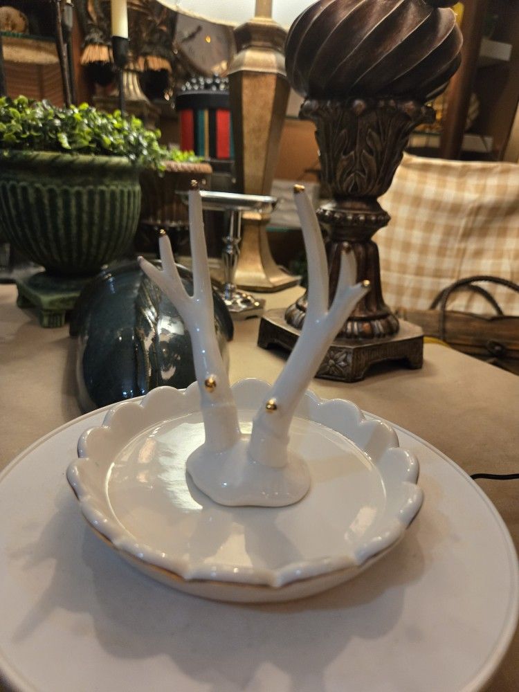 Vintage Jewelry Holder