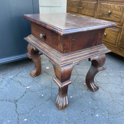 Cute Accent Table with Drawer