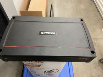 KXA800.5 Kicker Amplifier With Remote Knob