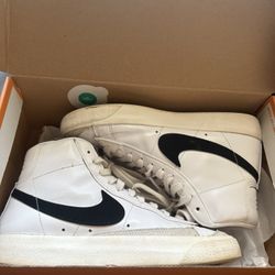 Nike Blazer '77 High-Top Sneaker - Women's Size 7.5