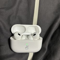 Air Pods (2nd Gen)