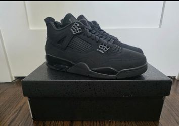 Air Jordan 4 Retro 2025 Black Cat - Size 10