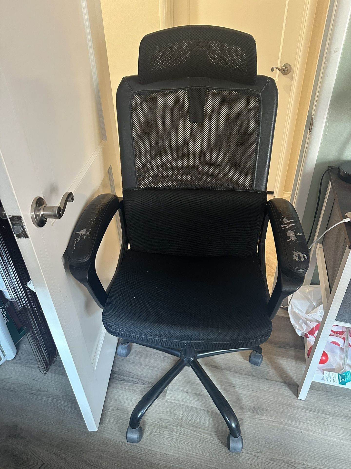 computer / desk chair !