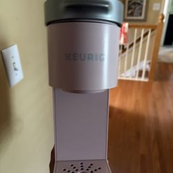 Pink Keurig K-Mini Go