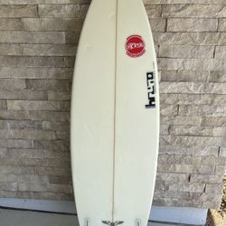 Surfboard / Bruno Shortboard 