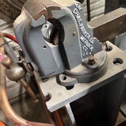 Antique Vintage Vice Vise Chas Parker Garage Tool USA Metal Restored Heavy Rare collectors item