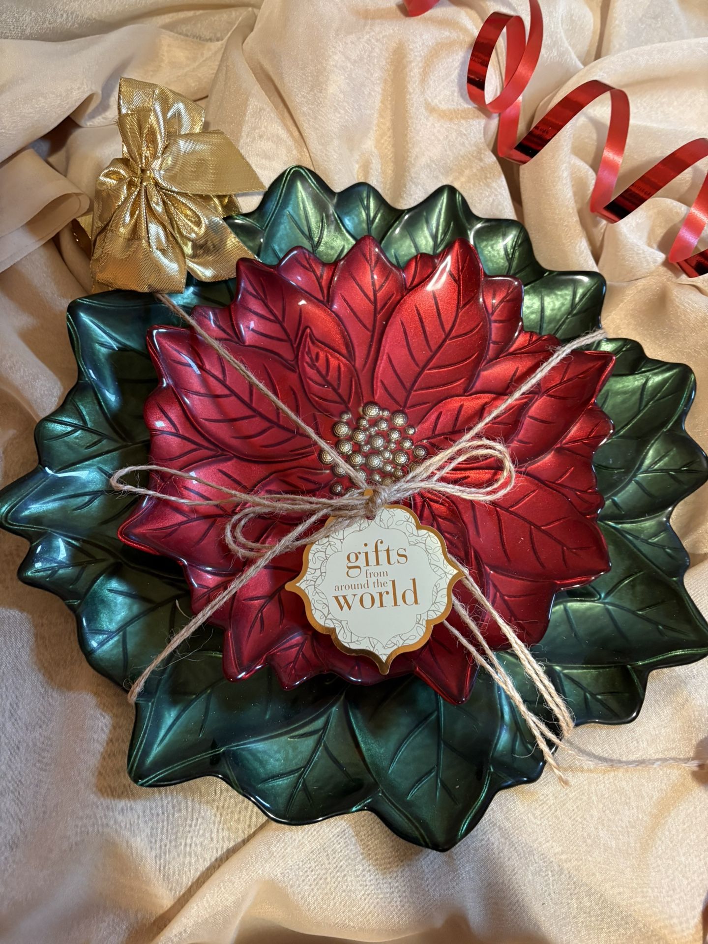 Christmas Gift Glass Plates Set Of 2