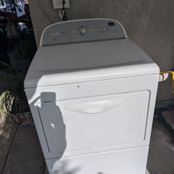 Whirlpool Gas Dryer And Washer Set