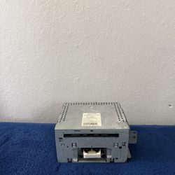 2006-2012 Mitsubishi Eclipse Radio AM FM Cd Player Receiver Replacement