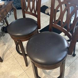 Set Of 2 Hardwood leather  swivel 28 Inch Bar Stools