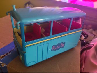 Props Pig School bus- $ 4.00