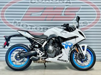 NEW 2026 Suzuki GSX-8R Sport Bike Street Motorcycle