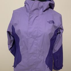 The north face ski jacket. Girl size medium (10-12)