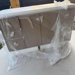 NEW 60” Vanity, Single Sink, Quartz Top