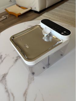 Automatic Pet Water Fountain brand new