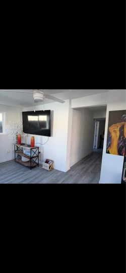 Furnished 1 BEDROOM, 1 Full BA REAR House-  UTILITIES INCLUDED $2000mo - PRIME LOC NEAR INGLEWOOD STADIUM
