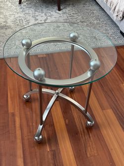 Round glass end table $20
