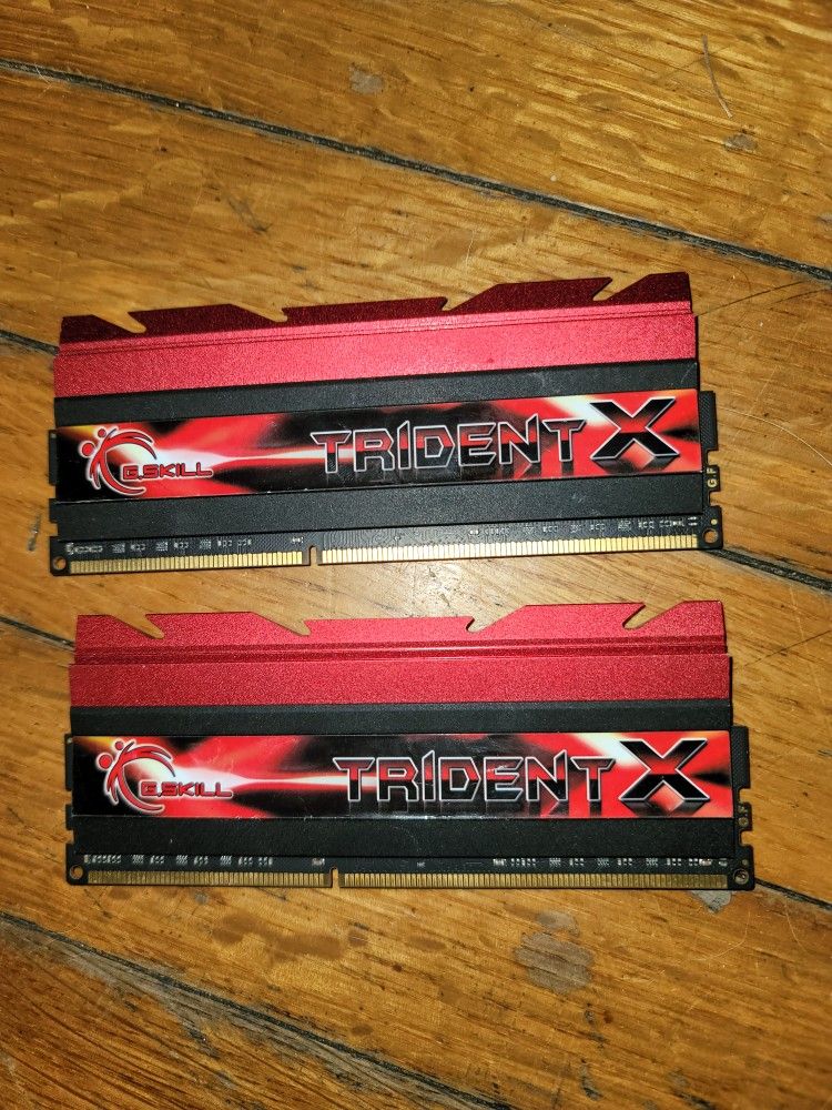 F3-2400C10D-16GTX TridentX DDR3-2400MHz CL10-12-12 1.65V 16GB (2x8GB) G.SKILL TridentX