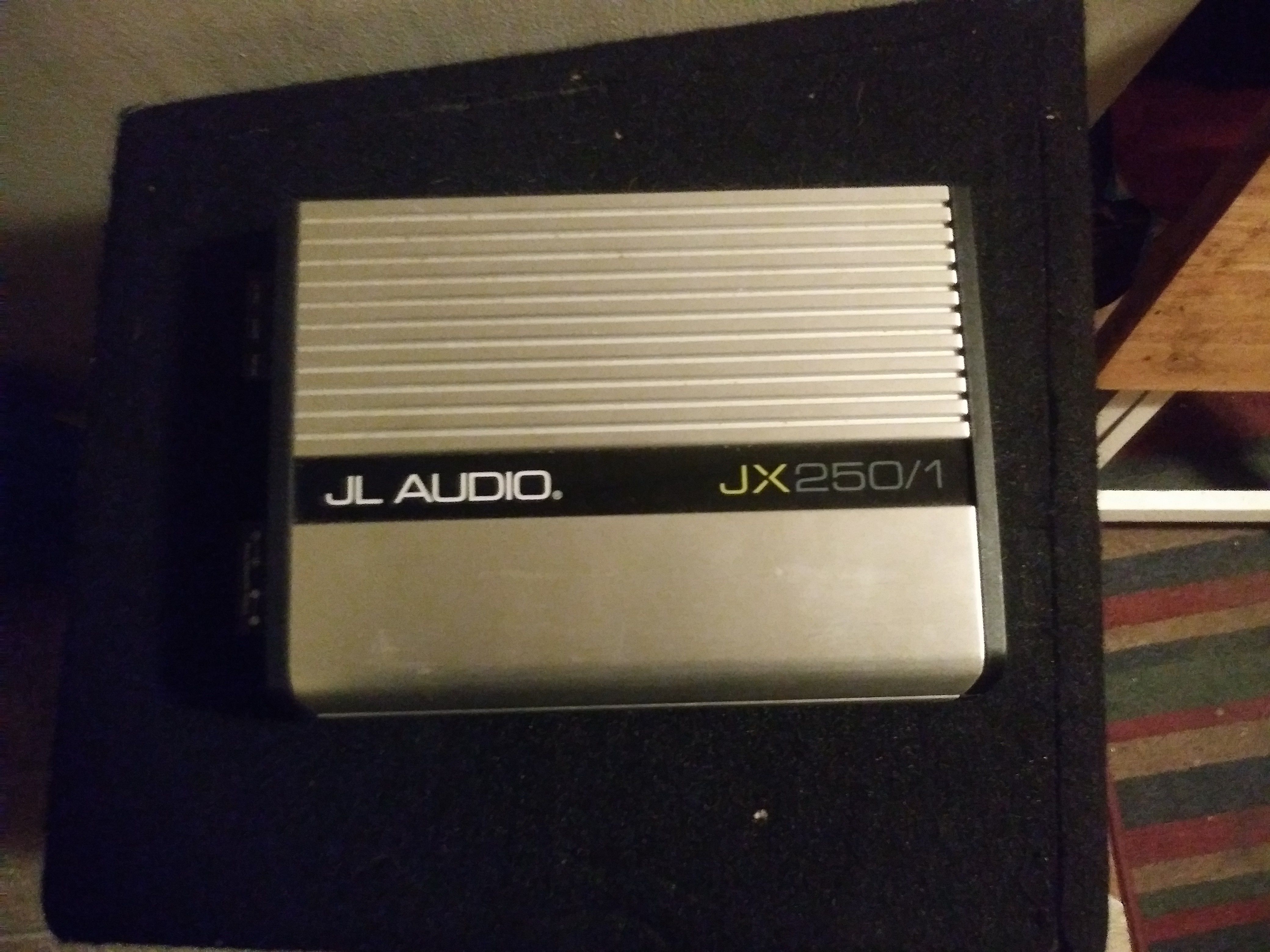 JL audio amplifier