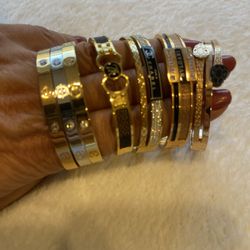 Holiday Sale Must Sell