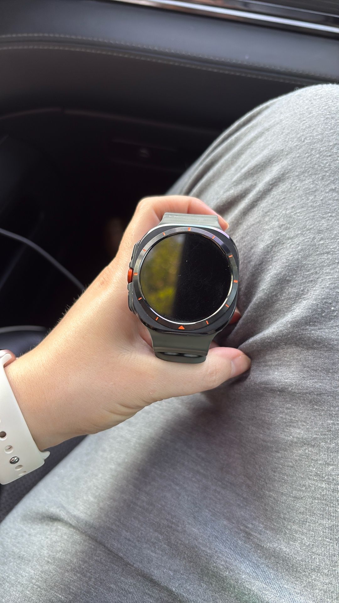 Samsung Galaxy Ultra Smartwatch 300 OBO