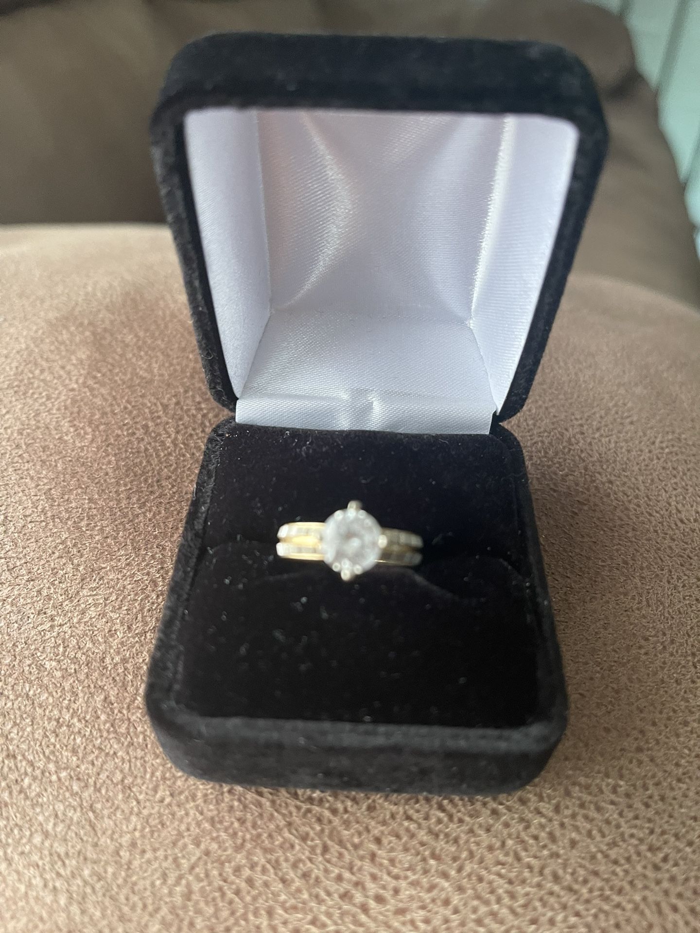 Engagement Ring Gold 14 K.