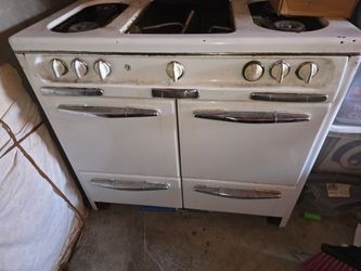 Vintage Wedgewood Stove