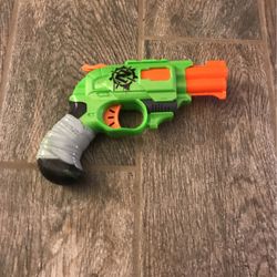 Nerf Double Strike Gun