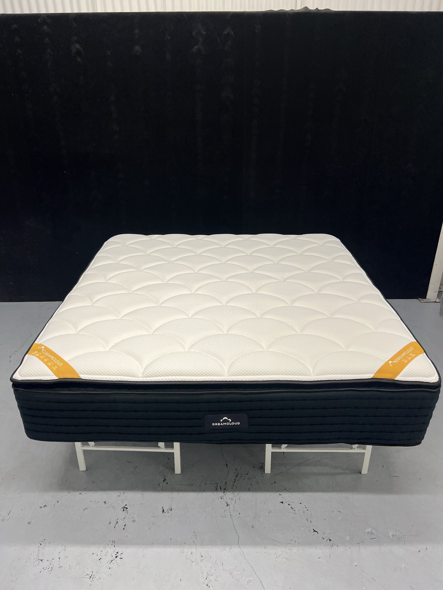 The DreamCloud Premier Rest Hybrid Mattress (Cal King)
