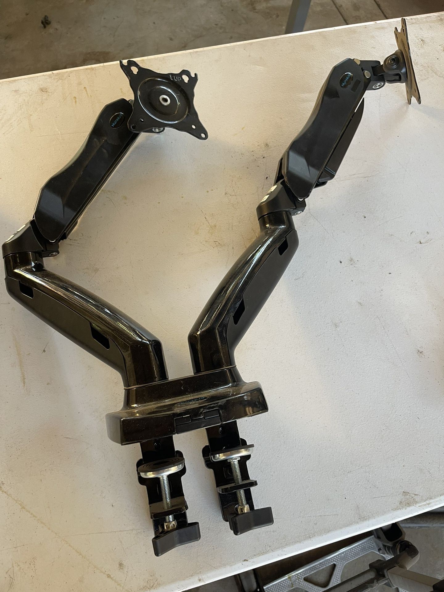 Huanuo Dual Monitor Mount