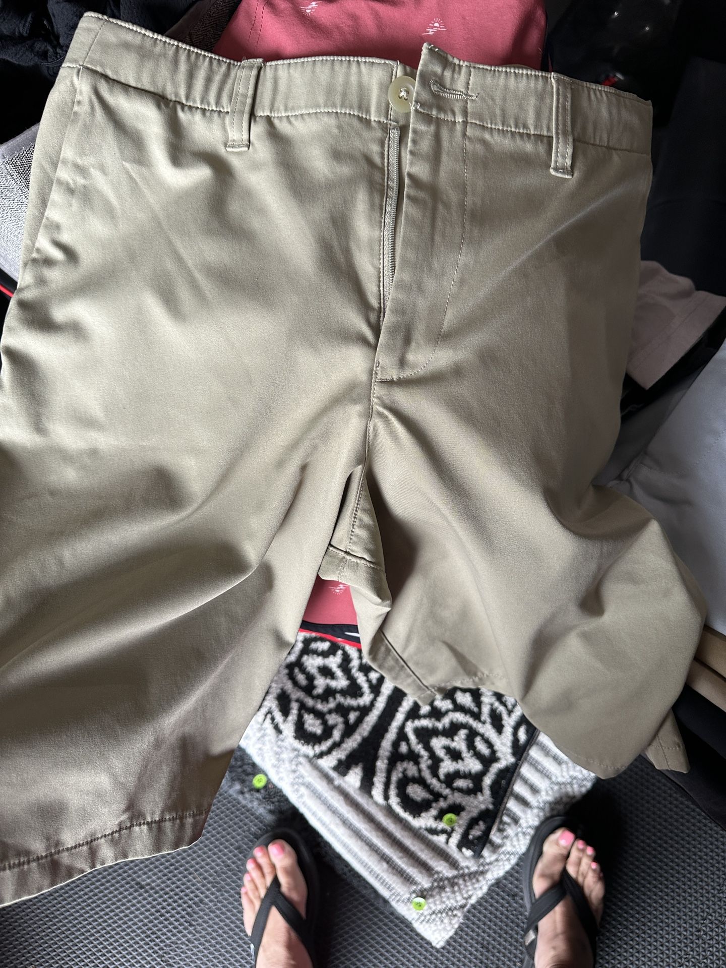Under Armor Boys Golf Shorts-Youth XL