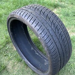 Delinte Ds8 275/30R24
