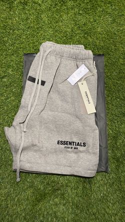 Essentials fear of god shorts size medium