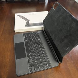 11inch iPad Pro Apple Magic Keyboard 