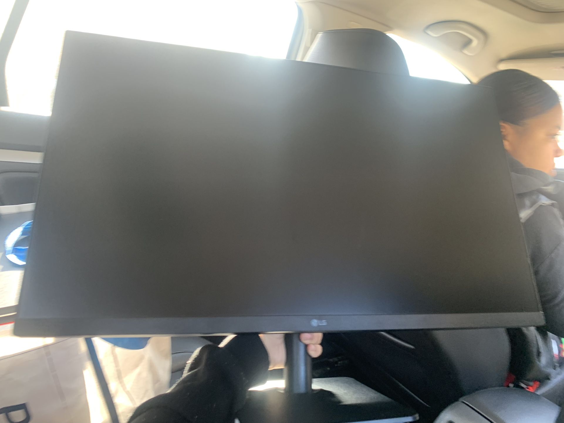 LG 27 inch monitor
