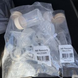 Free Pump Parts, Bags, Silicone Plates and Bowls