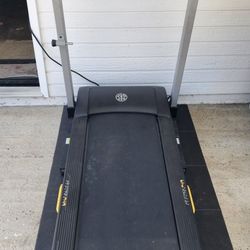Gold's Gym Treadmill 430i