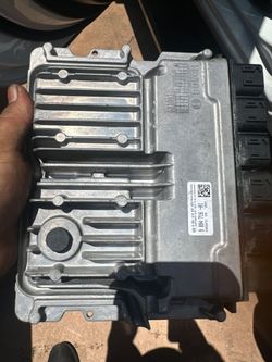 Bmw 330i 2019 ecu