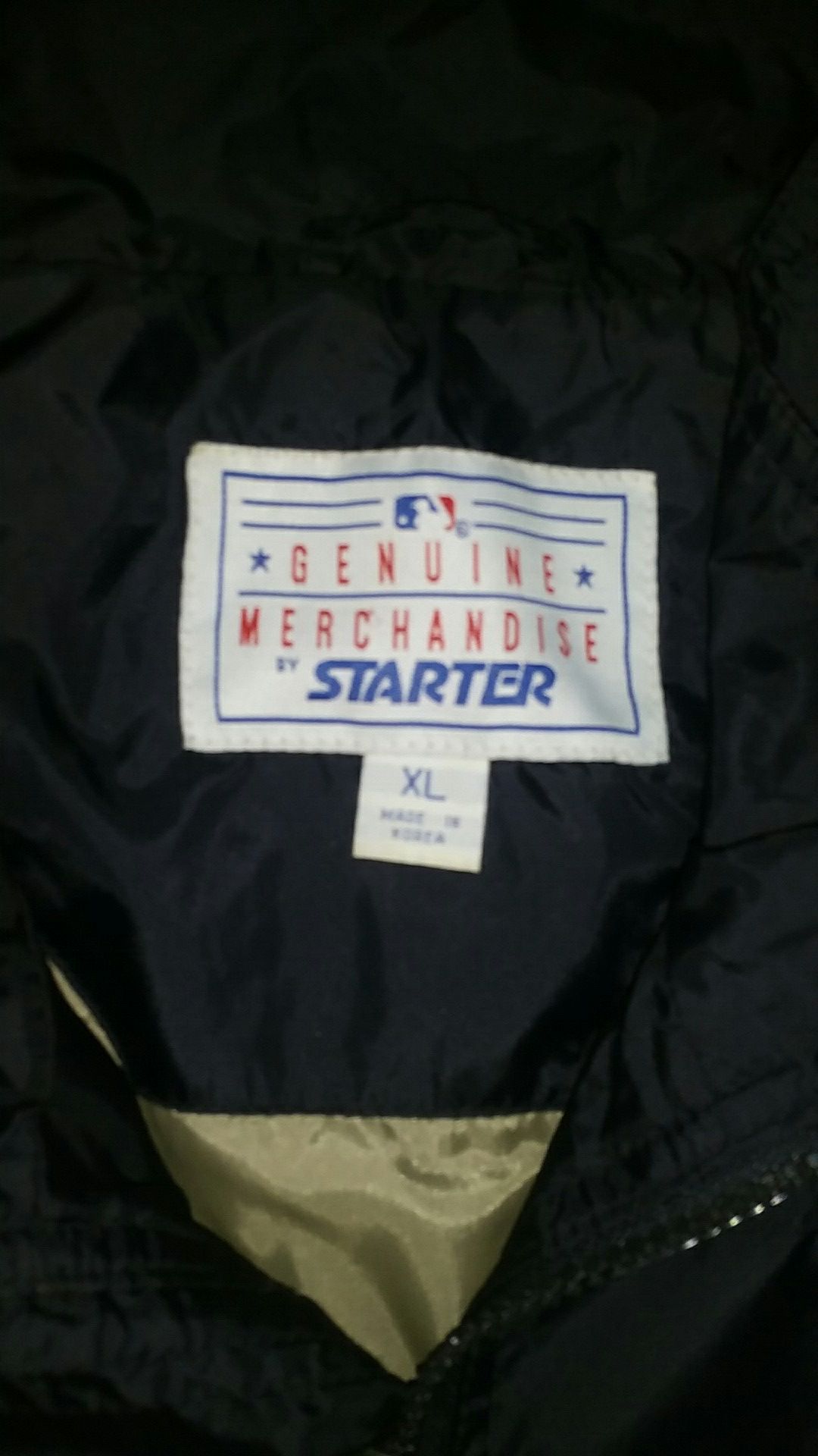 Houston Rockets Vintage 90's Puffy Basketball Jacket for Sale in Houston,  TX - OfferUp