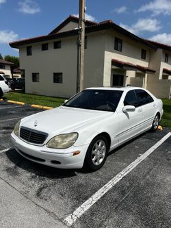 2001 Mercedes-Benz S-Class