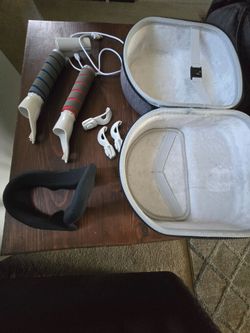 Oculus Quest Accessories Bundle – Case, Controller Extenders & Wireless Charger