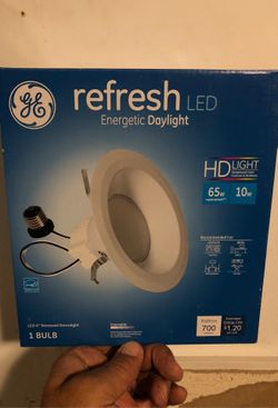 6 inch LED recessed down light new in the box I Have 8