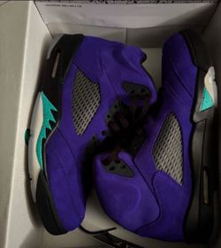 Jordan 5 alternate grape size 12