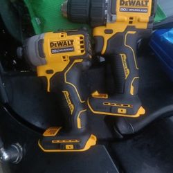 DeWalt ATOMIC 20V MAX brushless cordless 1/2 INCH drill/driver and 1/4 impact driver combo kit W/ 1  Battery,No Charger(TRADE)