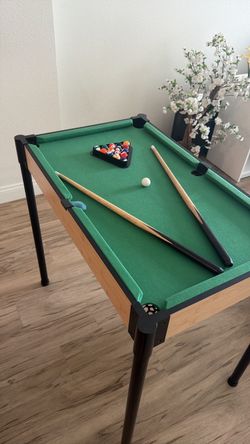 Mini Pool Table with Accessories