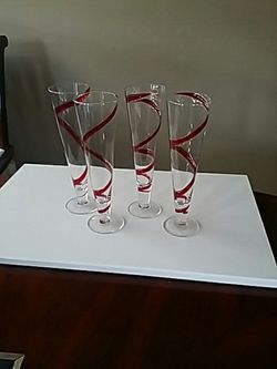 Regal champaign flutes