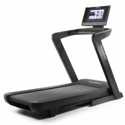 Nordictrack Commercial 1750 Treadmill in BOX*delivery