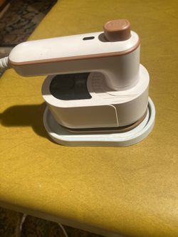 Portable steam Iron