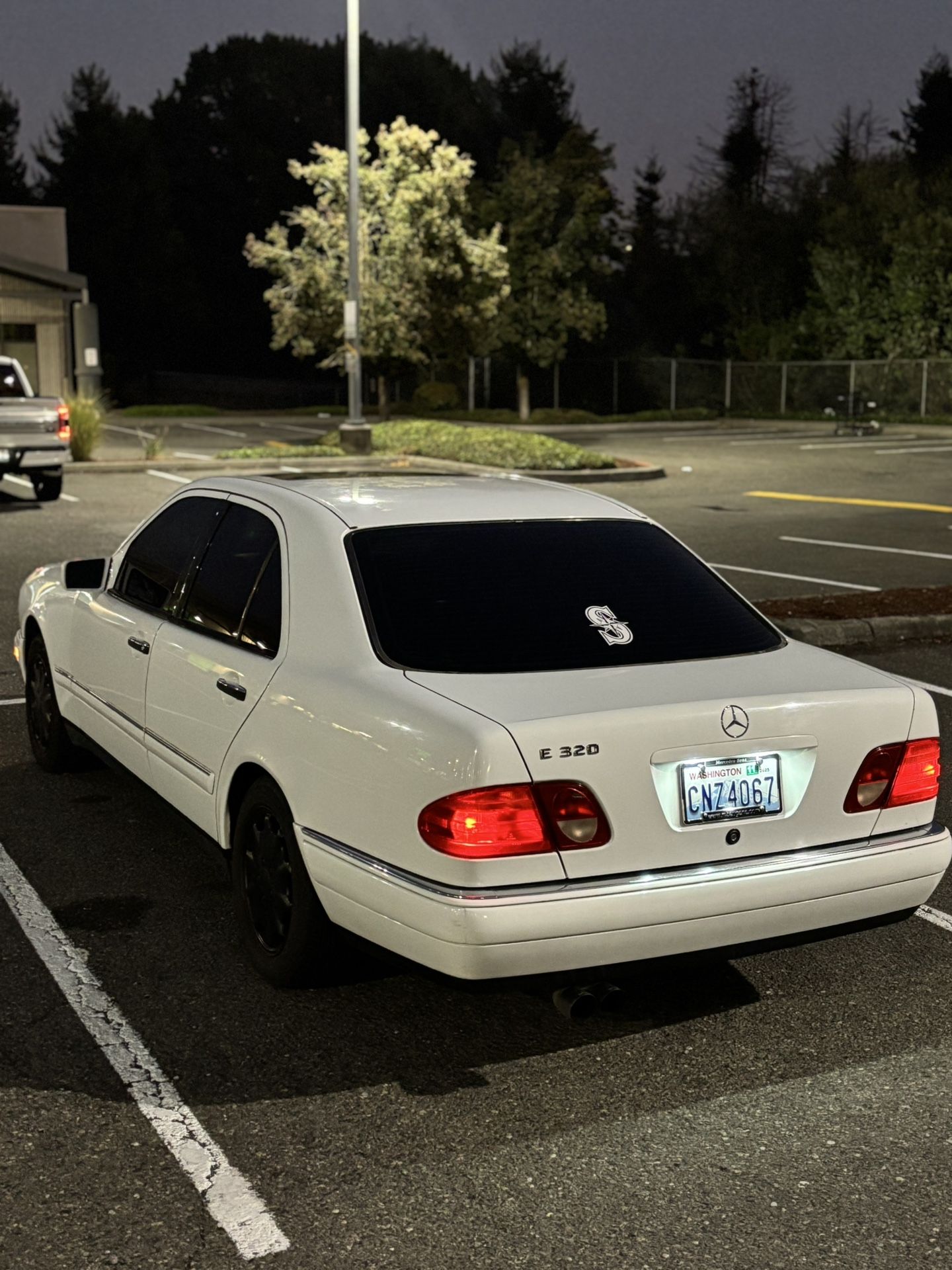 Mercedes-Benz E-Class 1999